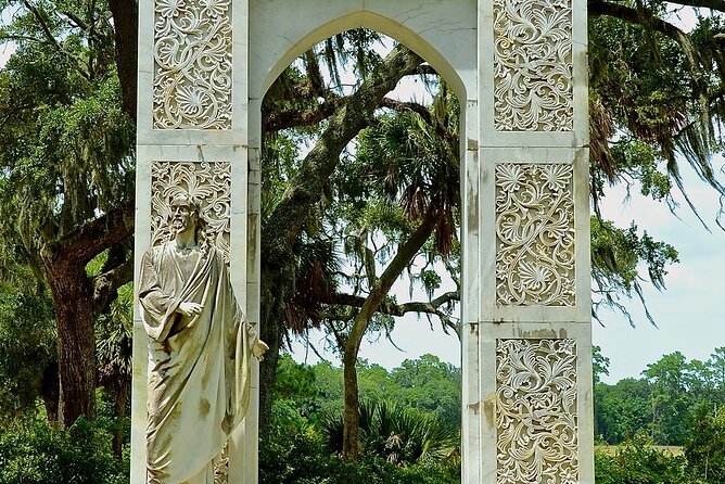1-Hour Bonaventure Cemetery Golf Cart Guided Tour in Savannah - What You See at Bonaventure Cemetery