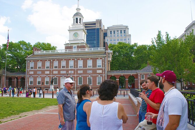 2.5 Hour Philadelphia History Tour with Washington War Tent Show - Starting at the Signer in Independence National Historical Park
