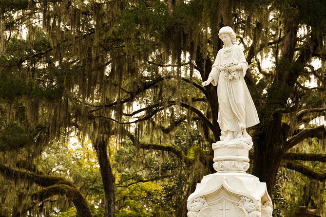 2-Hour Bonaventure Cemetery Walking Tour - Who should book this walk?