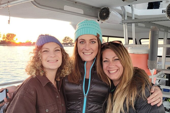 2 Hour Sunset Cruise in Clearwater, Florida - Sunset hour, champagne, and the best seats