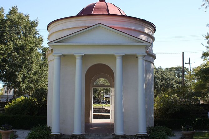 90-Minute Charleston City Sightseeing Bus Tour - Choosing an upgrade: Joseph Manigault House or Charleston Museum