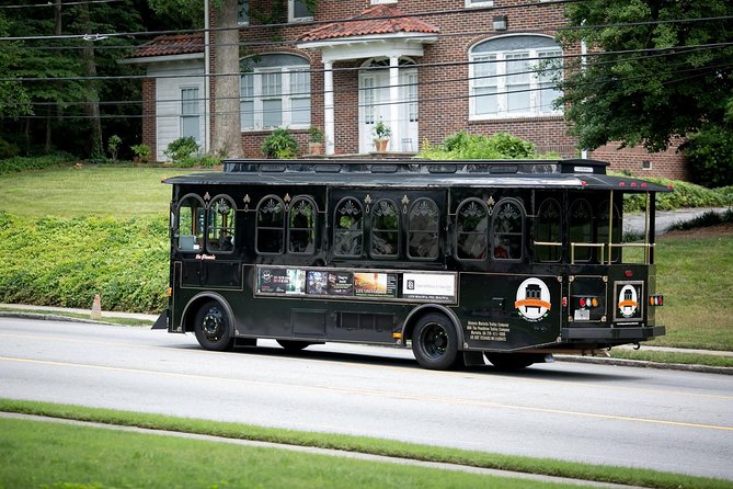 90-Minute Narrated Sightseeing Trolley Tour in Atlanta - Atlanta’s arts district in a quick moving view