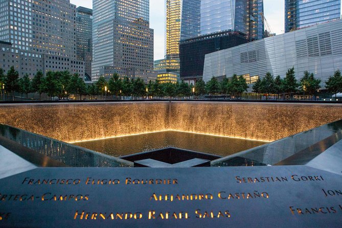 911 Ground Zero Tour & Museum Preferred Access - Seeing the full World Trade Center complex