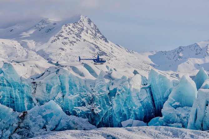 Alaska Helicopter Tour with Glacier Landing - 60 mins - ANCHORAGE AREA - The winter version beside the ice
