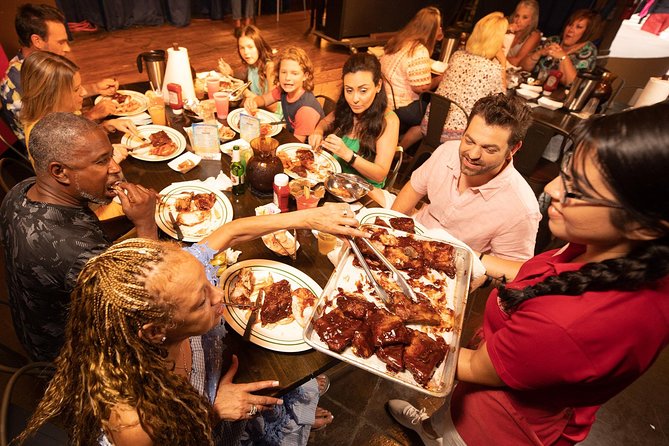 All You Can Eat BBQ Dinner and Show at Tropical Isle with Sightseeing Cruise - Finding the best seat for the sightseeing hour