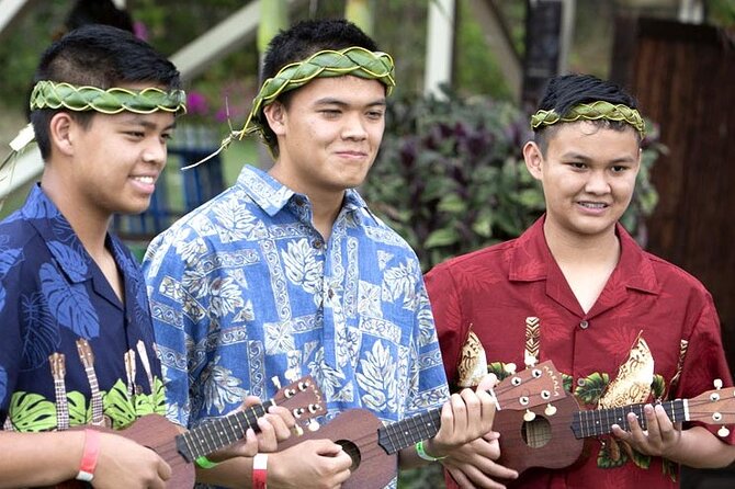 Aloha Kai Luau - Dinner at 6 p.m. is the uncertain part