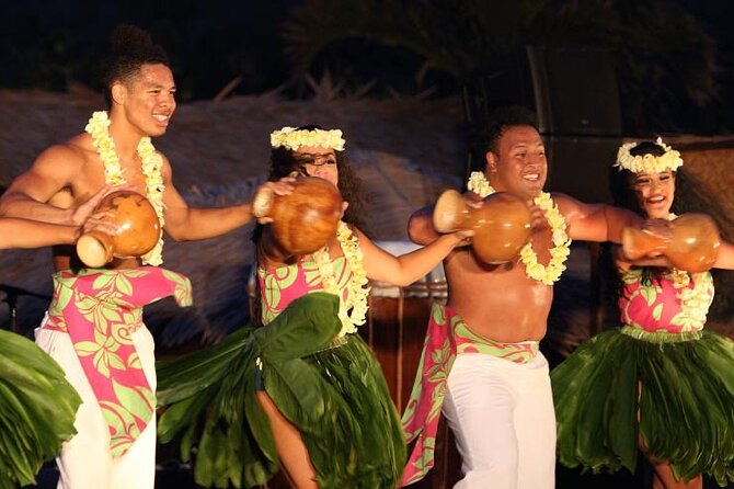 Aloha Kai Luau - The 7 p.m. show brings the energy