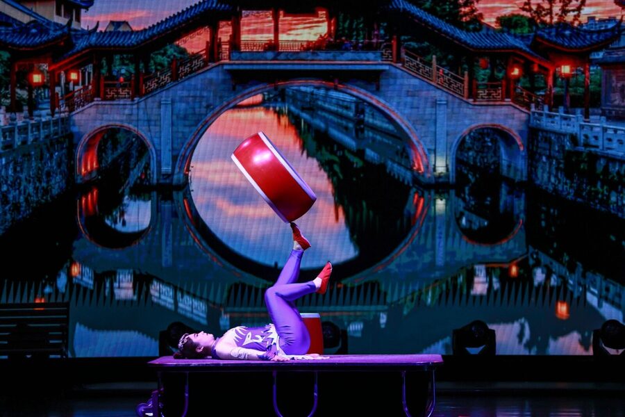 Amazing Acrobats: Grand Shanghai Circus Show in Branson - The timing question deserves attention