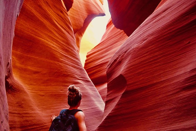 Antelope Canyon and Horseshoe Bend Small Group Tour from Vegas - Horseshoe Bend and its 1,100-foot view
