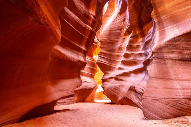 Antelope Canyon & Horseshoe Bend from Vegas, Lunch, Free WiFi - Key Points Before You Book