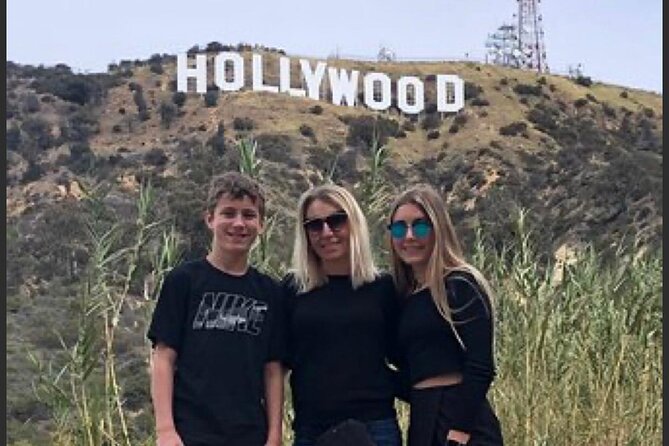 Authentic 3-Hour Hollywood to Beverly Hills Tour - Beverly Hills delivers the polished photo stops