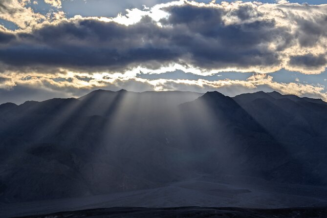 Best of Death Valley Small Group Day Tour from Las Vegas - Mesquite Flat Sand Dunes: wind-made scenery
