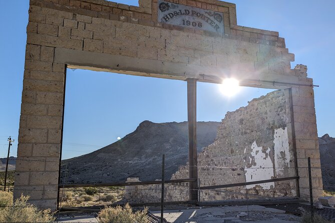 Best of Death Valley Small Group Day Tour from Las Vegas - Lunch, Burned Wagons Point, and a needed pause