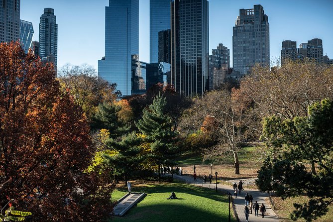 Big Bus NYC: Hop-On Hop-Off Sightseeing Tour by Open-top Bus - The Uptown loop: Rockefeller Center to Carnegie Hall