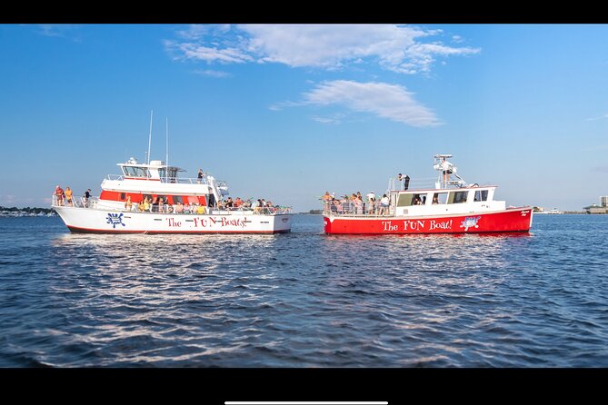 Big Fun Dolphin Cruise & Sealife Experiece ORANGE BEACH ALABAMA - A lively way to see Orange Beach from the water