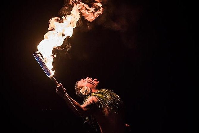 Big Island, Hawaii: Admission to Voyagers of the Pacific Luau - A dinner with more choice than expected