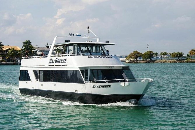 Biscayne Bay and Celebrity Island Homes Boat Tour 90 Minute - Star Island from the boat