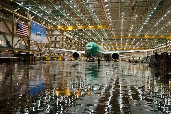 Boeing Factory Tour with Guided Transport from Seattle - Inside the Future of Flight Aviation Center