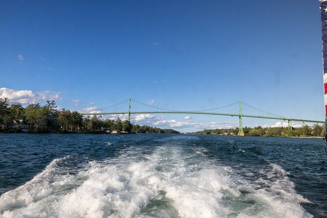 Boldt Castle and 2 Nation Tour - Making the boat ride more comfortable