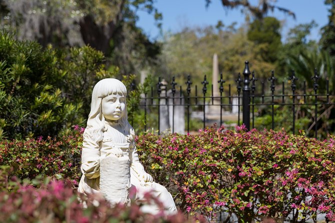 Bonaventure Cemetery & Wormsloe State Historic Site Tour - The oak-lined entrance at Wormsloe