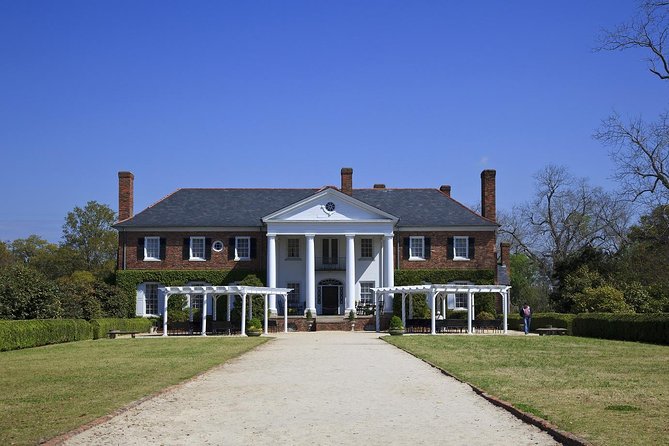 Boone Hall Plantation Admission & Tour with Transportation from Charleston - The cabins and the history of enslavement