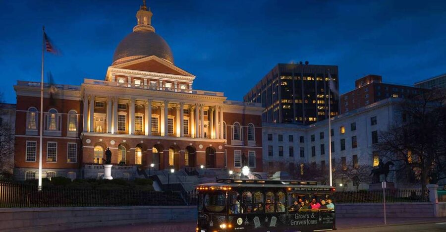 Boston: 1.5-Hour Ghosts and Gravestones Tour - Why this Boston ghost tour works
