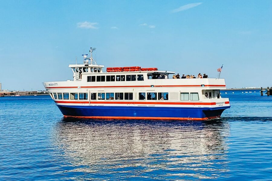 Boston: Boston Harbor Sunset Cruise - Snacks, drinks, and the onboard bar