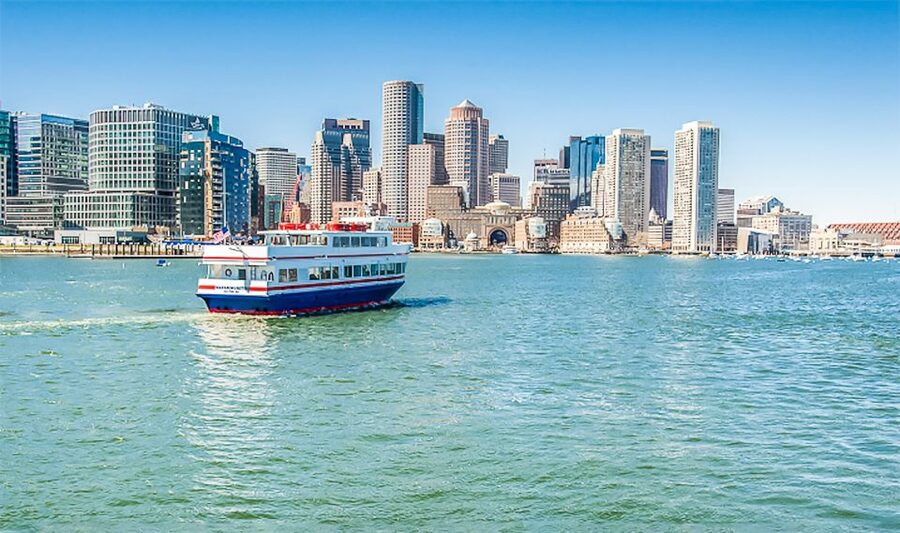 Boston: Boston Harbor Sunset Cruise - Boston Harbor by daylight: a useful view of the city
