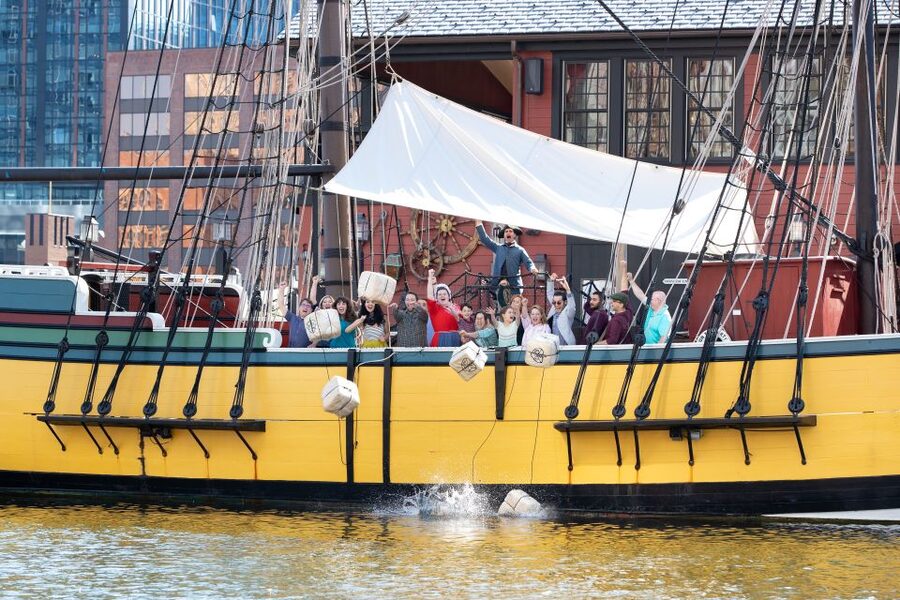 Boston: Boston Tea Party Ships and Museum Interactive Tour - Exploring two recreated 18th-century ships