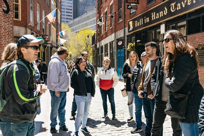Boston Freedom Trail History Pub Crawl Small-Group Tour - Why the small group matters