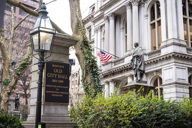 Boston History Tour: Scenic Walk Through Time & Landmarks - Old State House and the Boston Massacre site