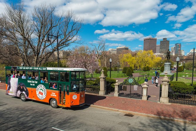 Boston Hop-On Hop-Off Trolley Tour with 13 Stops - Stop 3: USS Constitution Museum