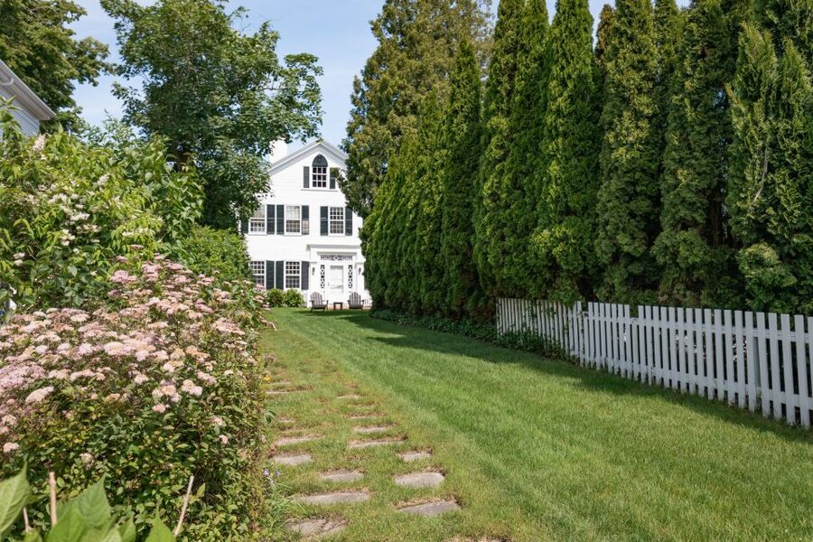 Boston: Martha's Vineyard Day Trip with Optional Island Tour - Six hours on Martha’s Vineyard without the tour