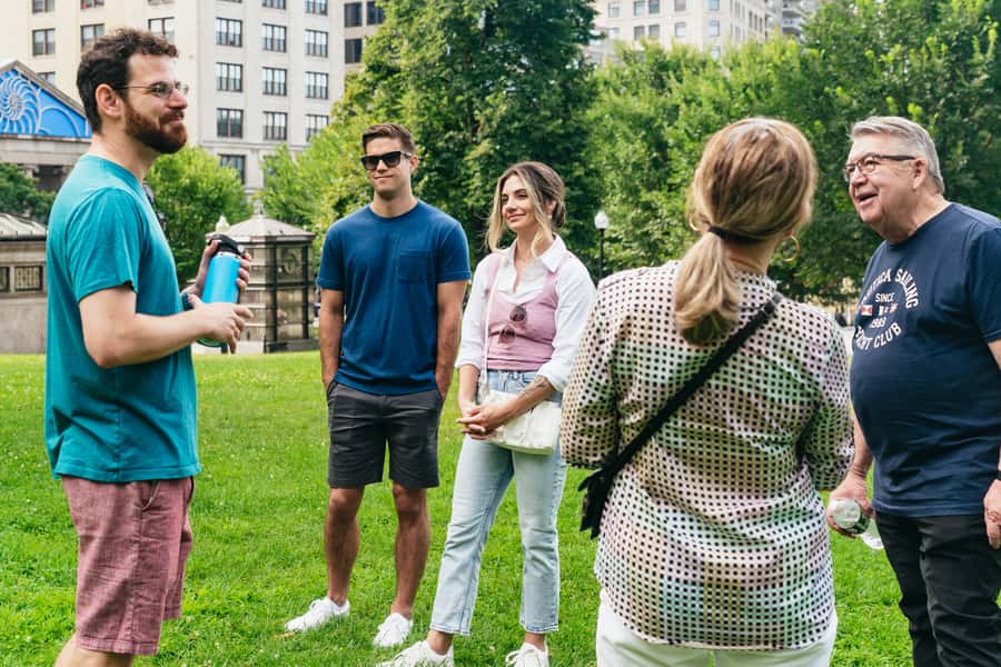 Boston's Freedom Trail: A Revolutionary Walking Tour - Copp’s Hill, the USS Constitution, and Bunker Hill