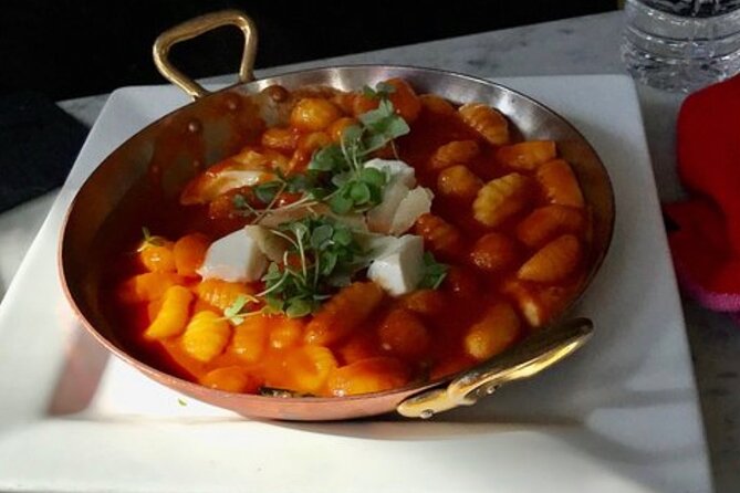Boston's North End Food and History Walking Tour - Umberto and the first savory tastes