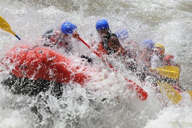 Brown's Canyon Half Day - Safety instruction comes before the first rapid