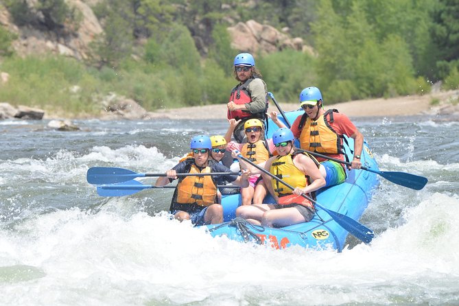 Browns Canyon Intermediate Rafting Trip Half Day - Equipment and the wetsuit decision