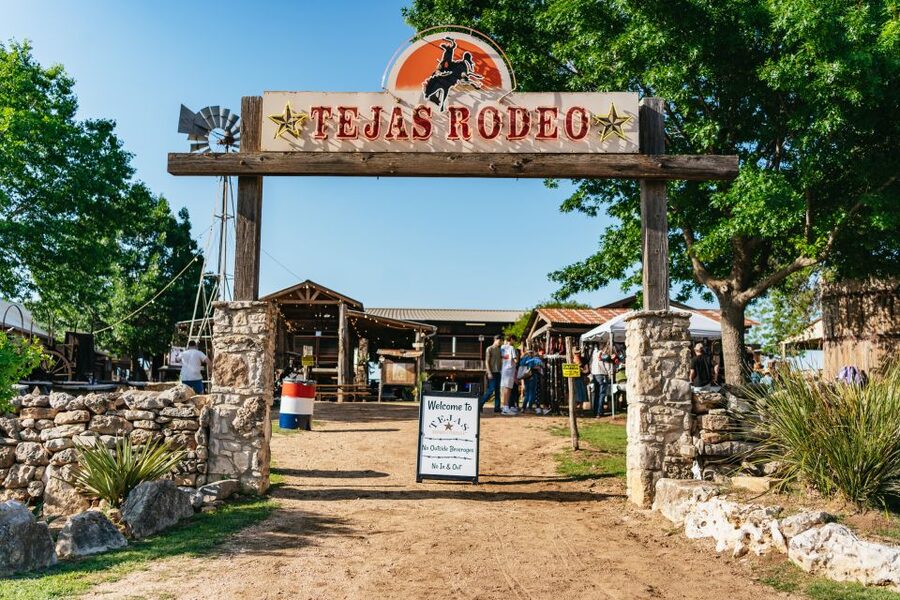 Bulverde: Saturday Night Rodeo General Admission Ticket - The opening ceremony: longhorns, flags, and horses