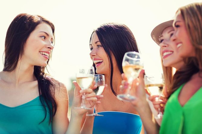 Calypso Queen Tropical Party Buffet Cruise - The Daytime Lunch Cruise Along Clearwater