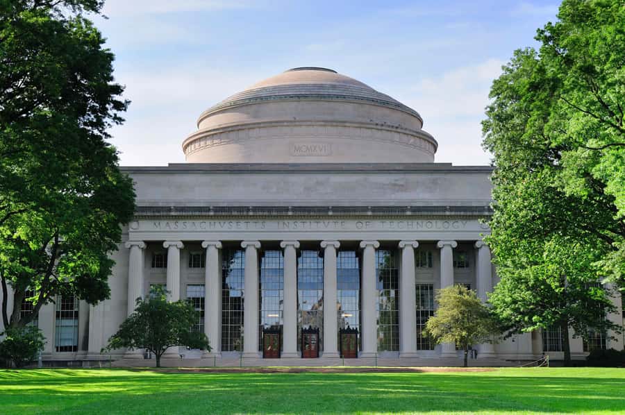 Cambridge, Massachusetts: MIT and Harvard Walking Tour - MIT Media Lab and the Campus of Big Ideas