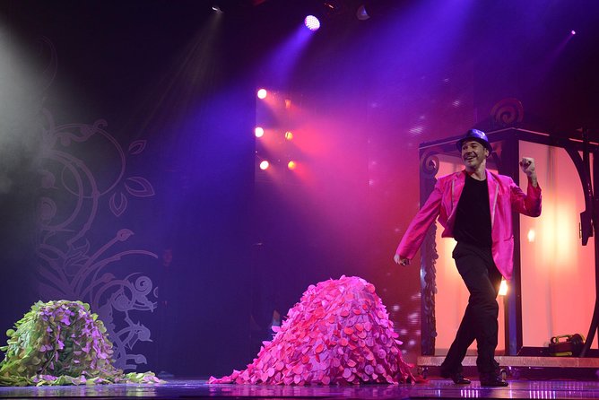 Charles Bach Wonders Magic and Illusion Show - Key points to know before you book