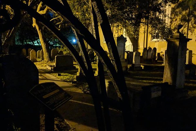 Charleston Ghost & Graveyard Night-Time Guided Walking Tour - Circular Congregational Church and Charleston’s older burial customs