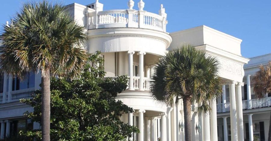 Charleston: Historic City Highlights Guided Bus Tour - Rainbow Row and the old residential streets