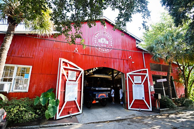 Charleston Horse-Drawn Carriage Tour: Explore Historic Charleston - What the open-sided carriage feels like
