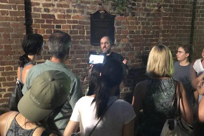 Charleston's Pleasing Terrors Night-Time Walking Ghost Tour - The storytelling style and use of photographs