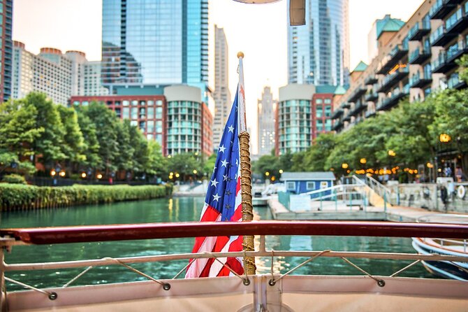 Chicago Architectural River Cruise - Bridges, steel, and Chicago’s upward push
