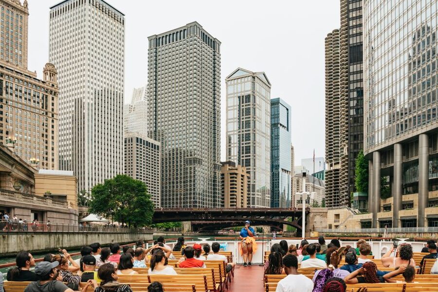 Chicago: Architecture River Cruise Skip-the-Ticket Line - How to make the hour count