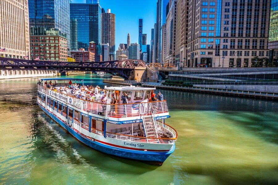 Chicago: Architecture River Cruise Skip-the-Ticket Line - The three branches and the changing skyline