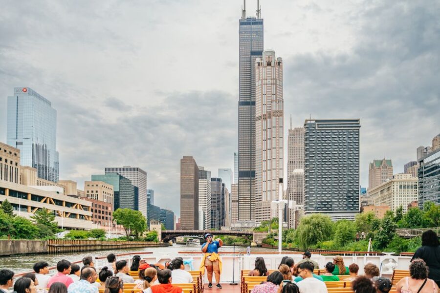 Chicago: Architecture River Cruise Skip-the-Ticket Line - What the $39 price gets you