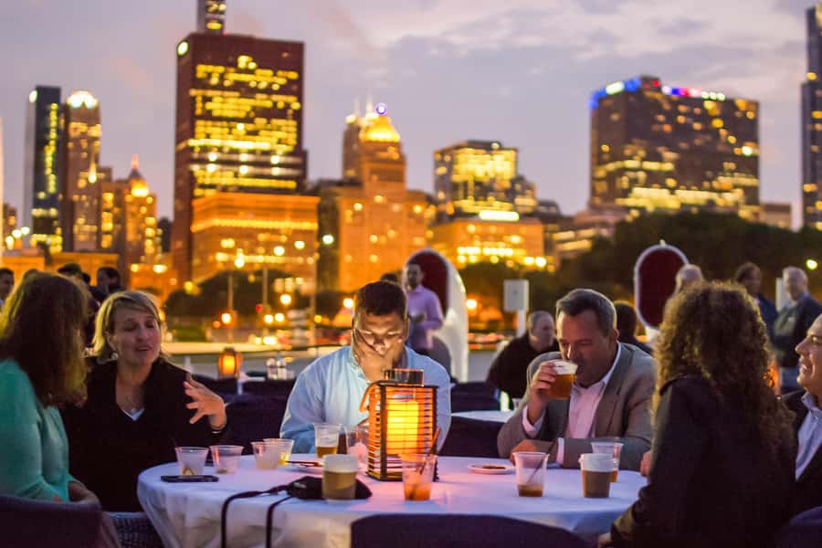 Chicago: Fireworks Cruise with Lake or River Viewing Options - Key points to know before booking